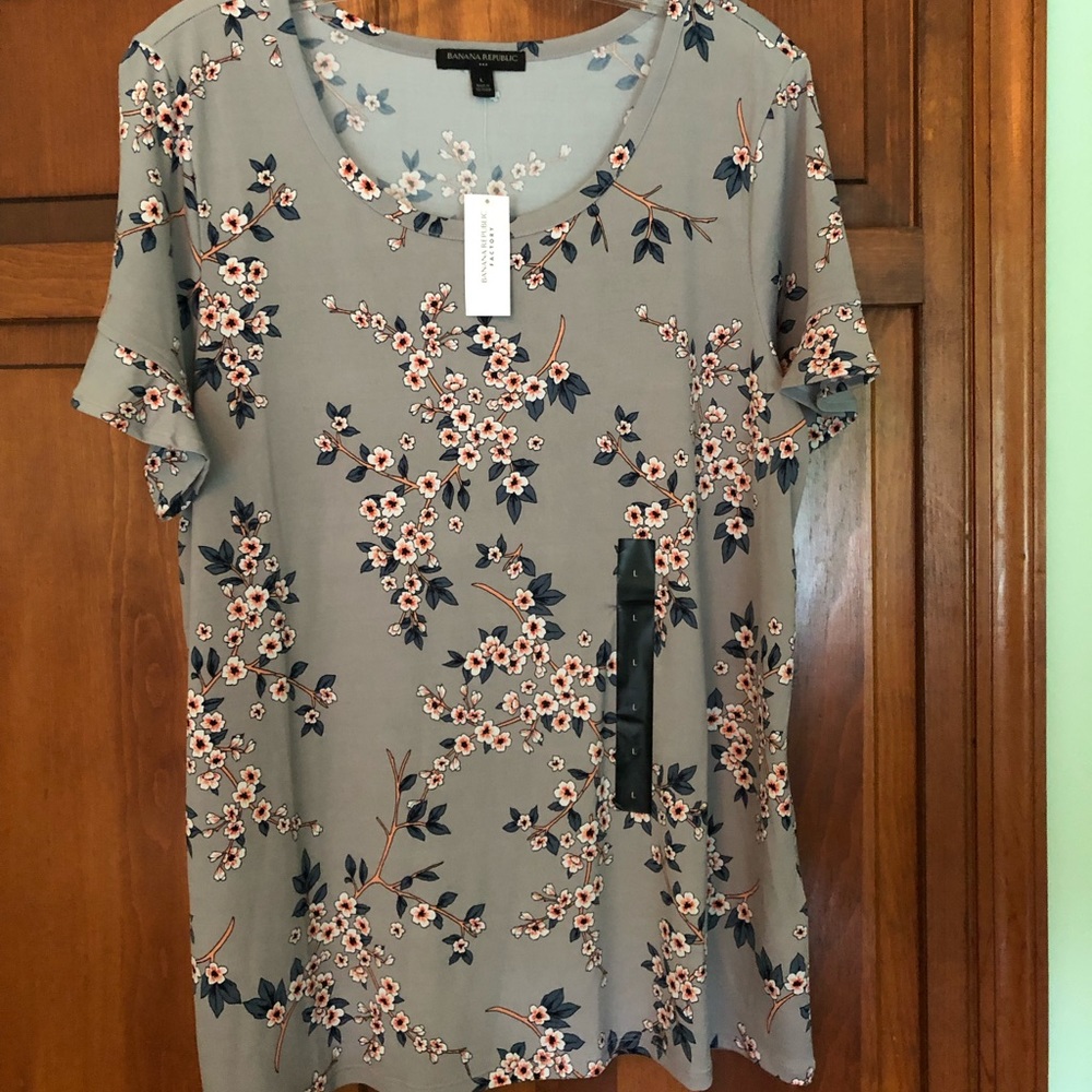 NWT banana republic factory top